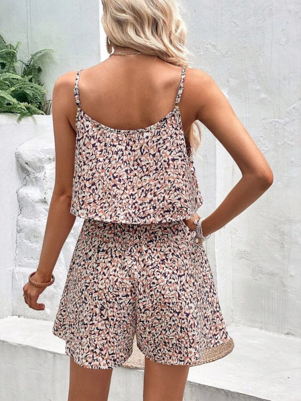 Printed Spaghetti Strap Romper - Picture 7 of 8